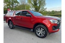 Isuzu D-Max 1.9 V-Cross Double Cab 4x4 Pick Up - Thumb 1