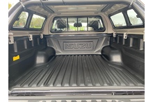 Isuzu D-Max 1.9 DL20 Double Cab 4x4 Pick Up - Thumb 6