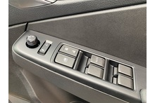 Isuzu D-Max 1.9 DL20 Double Cab 4x4 Pick Up - Thumb 9