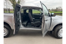 Isuzu D-Max 1.9 Utility Extended Cab 4x4 Pick Up - Thumb 6