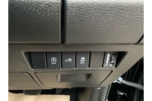 Isuzu D-Max 1.9 V-Cross Commercial - Thumb 16