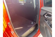 Isuzu D-Max 1.9 V-Cross Commercial Double Cab 4x4 Pick Up - Thumb 10