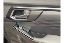 Isuzu D-Max 1.9 V-Cross Commercial Double Cab 4x4 Pick Up - Thumb 13