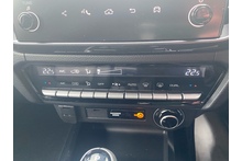 Isuzu D-Max 1.9 V-Cross Commercial Double Cab 4x4 Pick Up - Thumb 18