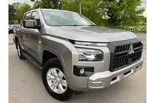 Mitsubishi L200 2.4 Titan Double Cab 4x4 Pick up - Thumb 2