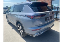 Mitsubishi Outlander 2.4 Phev Nativa 7 seat - Thumb 1