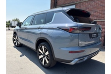 Mitsubishi Outlander 2.4 Phev Nativa 7 seat - Thumb 2