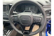 Isuzu D-Max 2.2 V-Cross Double Cab 4x4  Pick Up - Thumb 10