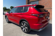 Mitsubishi Outlander 2.4 Phev Nativa 7 seat - Thumb 1