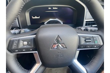 Mitsubishi Outlander 2.4 Phev Nativa 7 seat - Thumb 23