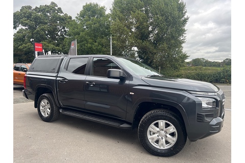 Mitsubishi L200 Titan Commercial Double Cab 4x4 Pick up