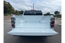 Isuzu D-Max 2.2 V-Cross Commercial Double Cab 4x4 Pick Up - Thumb 6