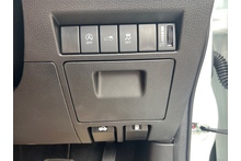 Isuzu D-Max 2.2 V-Cross Commercial Double Cab 4x4 Pick Up - Thumb 11