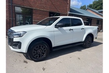 Isuzu D-Max 2.2 V-Cross Commercial Double Cab 4x4 Pick Up - Thumb 2