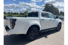 Isuzu D-Max 2.2 V-Cross Commercial Double Cab 4x4 Pick Up - Thumb 5