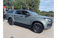 Isuzu D-Max 2.2 V-Cross Double Cab Pick Up - Thumb 0