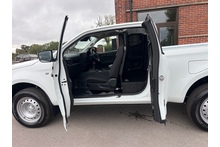Isuzu D-Max 2.2 Extended Cab Utility Commercial 4x4 Pick Up - Thumb 17