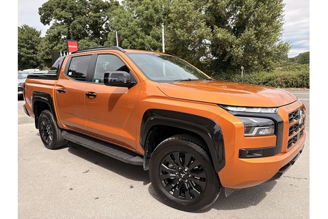 Mitsubishi L200 2.4 Bi-Turbo Barbarian Double Cab 4x4 Pick Up