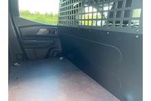 Mitsubishi L200 2.4 Di-D Barbarian Commercial 4x4 Pick Up - Thumb 11