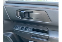Mitsubishi L200 2.4 Di-D Barbarian Commercial 4x4 Pick Up - Thumb 11