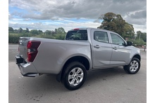 Isuzu D-Max 2.2 DL20 Double Cab 4x4 Pick Up - Thumb 5