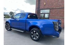 Isuzu D-Max 2.2 DL40 Extended Cab Commercial 4x4 Pick Up - Thumb 1