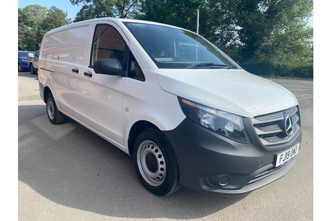 Mercedes-Benz Vito 114 CDI BlueTEC G-Tronic RWD L2 Long LWB 136ps