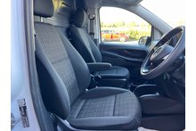 Mercedes-Benz Vito 2.1 114 CDI BlueTEC - Thumb 6