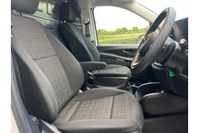 Mercedes-Benz Vito 2.1 114 CDI BlueTEC L2 LWB RWD - Thumb 9