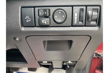 Isuzu D-Max 1.9 Blade Double Cab 4x4 Pick Up 1.9 4dr Pickup NO VAT Manual Diesel - Thumb 14