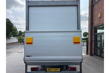 Isuzu Forward 5.2 N75.190 L Box Van Tail Lift - Thumb 14