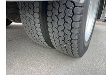 Isuzu Forward 5.2 N75.190 L Box Van Tail Lift - Thumb 22