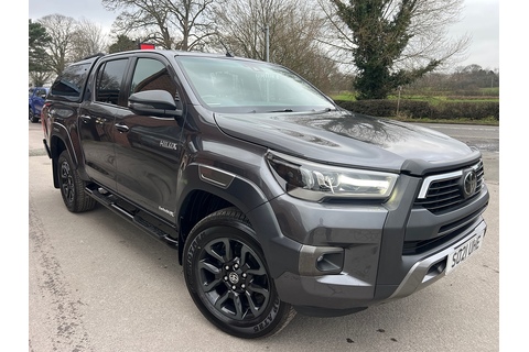 Toyota Hilux D-4D Invincible X