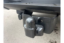 Toyota Hilux 2.8 D-4D Invincible X - Thumb 3