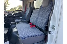 Isuzu Forward 5.2 N75.190 L Box Van Tail Lift - Thumb 10