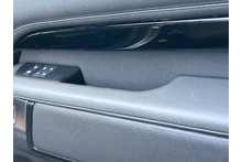 Land Rover Discovery 3.0 D300 MHEV HSE COMMERCIAL - Thumb 11