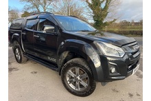 Isuzu D-Max 1.9 BladeDouble Cab 4x4 Pick Up - Thumb 0