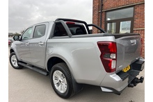Isuzu D-Max 1.9 DL20 Double Cab 4x4 Pick Up - Thumb 2