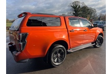 Isuzu D-Max 1.9 V-Cross Double Cab 4x4 Pick Up - Thumb 4