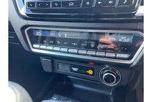 Isuzu D-Max 1.9 V-Cross Double Cab 4x4 Pick Up - Thumb 14