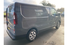 Renault Trafic 2.0 dCi Blue SL30 Advance SWB - Thumb 3