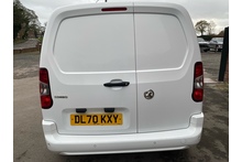 Vauxhall Combo 1.6 Turbo D 2300 Sportive - Thumb 2