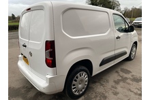 Vauxhall Combo 1.6 Turbo D 2300 Sportive - Thumb 3