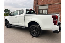 Isuzu D-Max 1.9 DL20 Extended Cab 4x4 Pick Up - Thumb 4