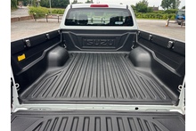 Isuzu D-Max 1.9 DL20 Extended Cab 4x4 Pick Up - Thumb 6