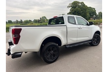 Isuzu D-Max 1.9 DL20 Extended Cab 4x4 Pick Up - Thumb 9