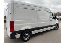 Mercedes-Benz Sprinter 2.0 315 CDI Premium MWB L2 H2 150ps - Thumb 8