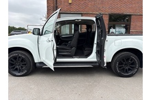 Isuzu D-Max 1.9 Yukon Extended Cab 4x4 Pick Up 195bhp - Thumb 9