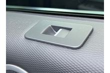 Land Rover Discovery 3.0 D350 MHEV Dynamic HSE - Thumb 35