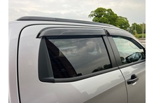 Isuzu D-Max 1.9 V-Cross Double Cab 4x4 Pick Up 205ps - Thumb 7